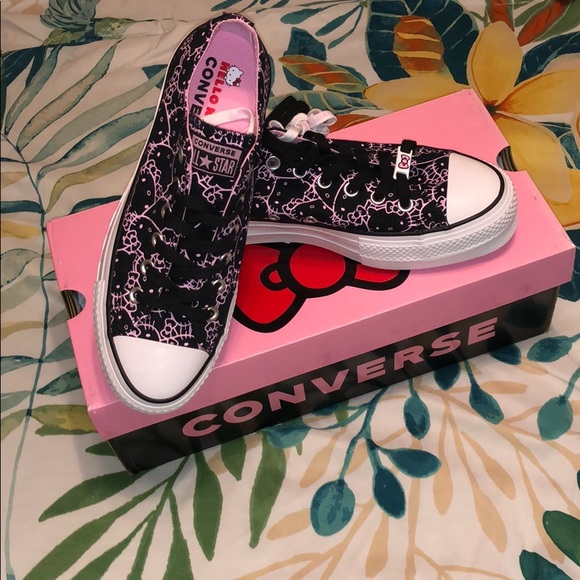 Converse Shoes - Hello Kitty X Converse